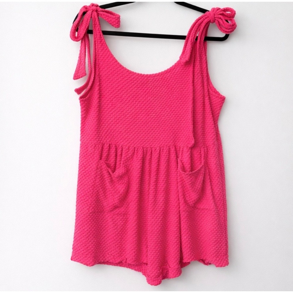 BiB! Pink Textured Tie Shoulder‎ Romper Womens Medium Bubble Knit Sleeveless